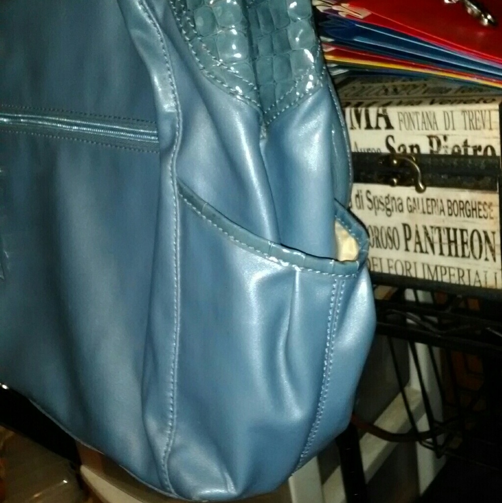 Purse - Picture 3 of 7